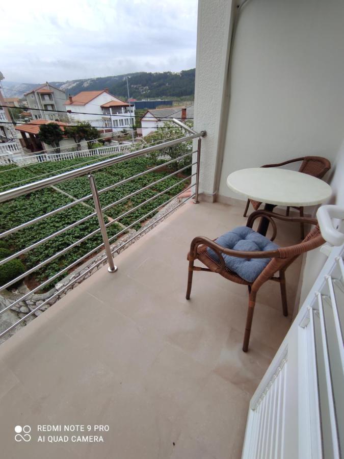 Apartmani Lidija Lopar Buitenkant foto